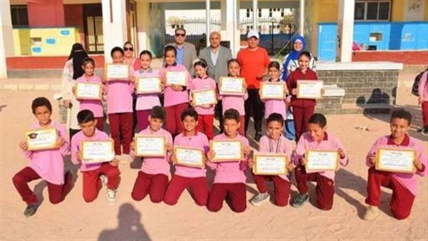 مدير تعليم جنوب سيناء يكرّم حفظة القرآن الكريم والطلاب المتفوقين