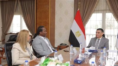 الشراء الموحد يبحث مع مجموعة “علي بابا” إنشاء مركز إقليمي داخل المخازن الاستراتيجية لخدمة القارة الأفريقية