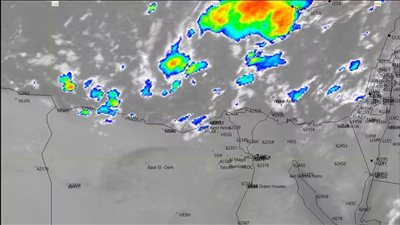 أمطار رعدية تضرب عدة محافظات مساء اليوم.. تحذيرات عاجلة للأرصاد الجوية