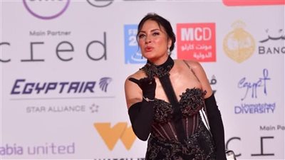 نرمين الفقي في افتتاح مهرجان القاهرة السينمائي: بتمنى أقدم فوازير وفي أدوار كتير لسه مجاتليش

  الأربعاء 12/11/2025 07:52 م
نستعرض لكم خلال السطور التالية تصريحات الفنانة نرمين الفقي خلال حفل افتتاح مهرجان القاهرة السينمائي الـ 46