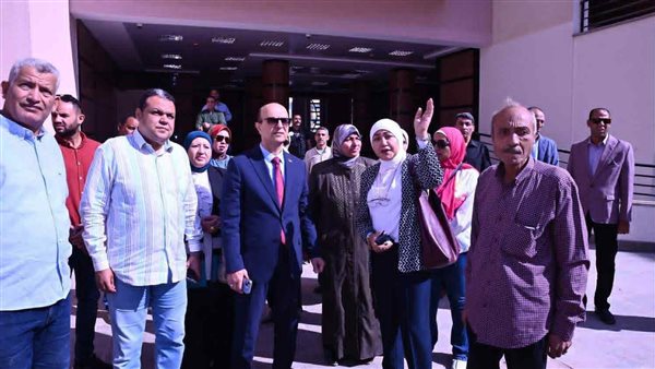 رئيس جامعة أسيوط يتفقد المقر الجديد لكلية التربية للطفولة المبكرة بمدينة أسيوط الجديدة