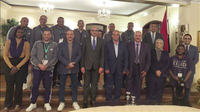 السفارة المصرية بنيروبي تحتفي بفرقة “أناكوندا” المشاركة في مهرجان كينيا الدولي للمسرح