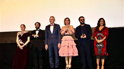العرض العالمي الأول لـ فيلم شكوى 713317 يشهد حضورًا فنيًا لافتًا في مهرجان القاهرة السينمائي