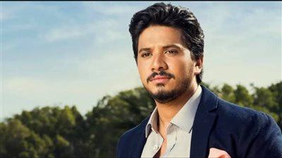 بدون ذكر أسباب.. مصطفى حجاج يعتذر عن حفلات رأس السنة