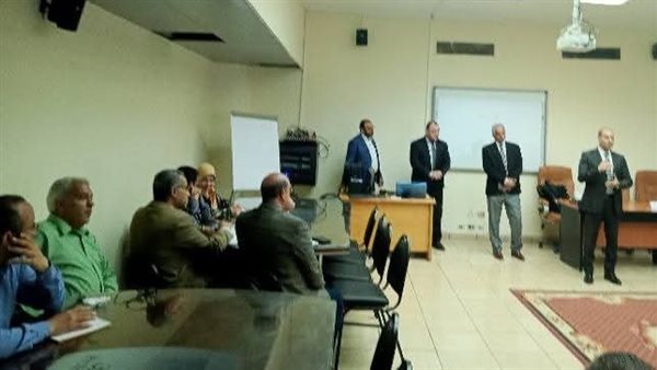 «المهنية للمعلمين» تعقد ورشة عمل حول تطبيقات الذكاء الاصطناعي