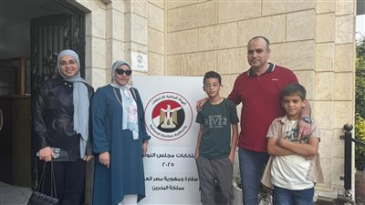 المصريين في البحرين يدلون بأصواتهم في أول أيام تصويت المصريين بالخارج في انتخابات مجلس النواب