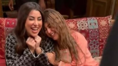 صناع مسلسل كلهم بيحبوا مودي يحتفلون بعيد ميلاد أيتن عامر.. صور