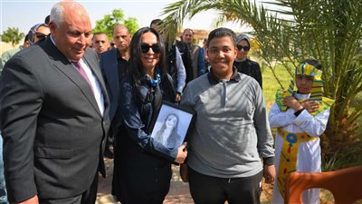 وزيرة التضامن الاجتماعي تصل الوادي الجديد لتفقد عدد من المشروعات التنموية