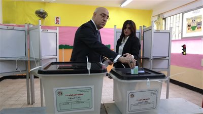 د.عاصم الجزار يدلي بصوته في انتخابات مجلس النواب بالقاهرة الجديدة ويدعو المواطنين للمشاركة بكثافة