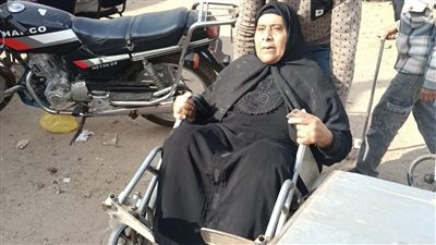 سيدة على كرسي متحرك تتصدر المشهد.. استمرار توافد المواطنين للإدلاء بأصواتهم بلجان محافظة كفر الشيخ