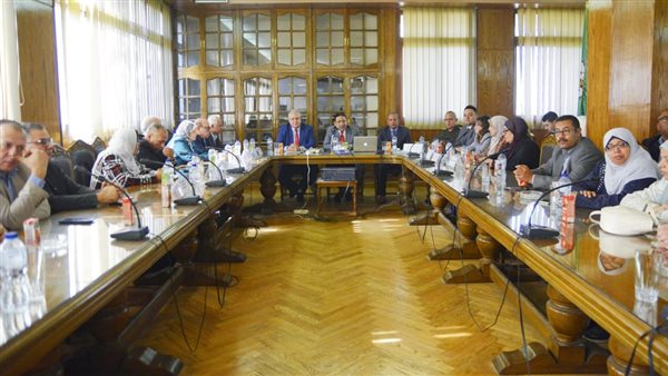 خطة الارتقاء بالكلية تشمل جميع الوحدات والأقسام والإدارات