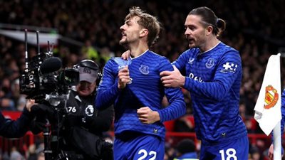 ملخص أهداف ونتيجة مباراة مانشستر يونايتد وإيفرتون في الدوري الإنجليزي الممتاز