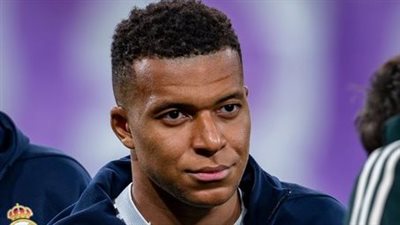 مبابي يتوج بجائزة البيتشيشي بعد موسم مذهل مع ريال مدريد