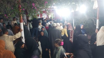 استمرار توافد الناخبين بمحافظة كفر الشيخ للإدلاء بأصواتهم بانتخابات مجلس النواب