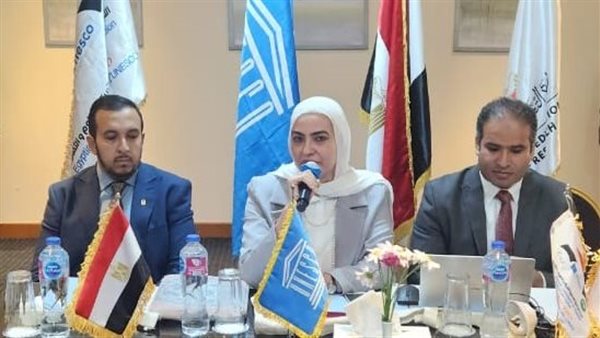 الوطنية المصرية لليونسكو تنظم مائدتين حول التعليم الأخضر في التعليم النظامي وغير النظامي