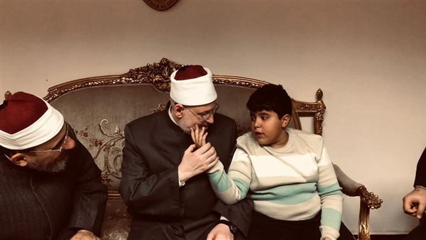 وكيل الأزهر يلتقي نماذج مضيئة من حفظة القرآن بالإسكندرية