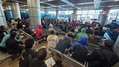 الخارجية تنجح في إعادة 131 مواطنًا مصريًا من ليبيا