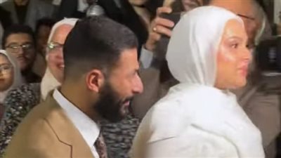 بحضور الأهل والأصدقاء.. محمد هنيدي يحتفل بعقد قران ابنته فريدة