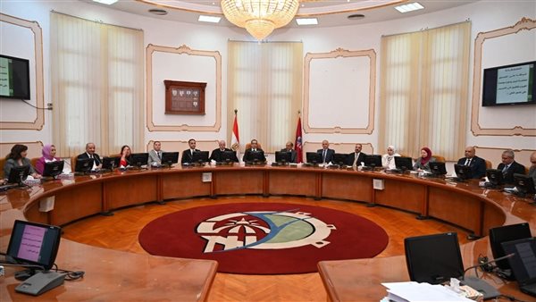 أول رد من جامعة الفيوم حول تعيين أحد الأساتذة بـ”طب الفم والأسنان”