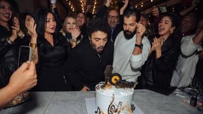 بحضور نجوم الغناء.. حميد الشاعري يحتفل بـ عيد ميلاده |صور