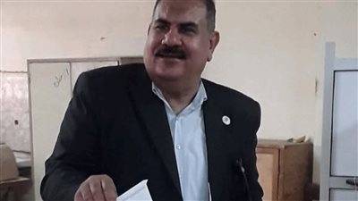 مصطفي فتحي راتب يدلي بصوته في ملوي بالمنيا ويدعو المواطنين للمشاركة في الانتخابات