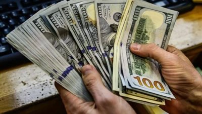 خلف شاشة الهاتف.. كيف يصبح الرهان الإلكتروني أقوى من المخدرات