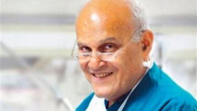 السير مجدي يعقوب يصل القاهرة لحضور الافتتاح الأسطوري للمتحف المصري الكبير غدًا