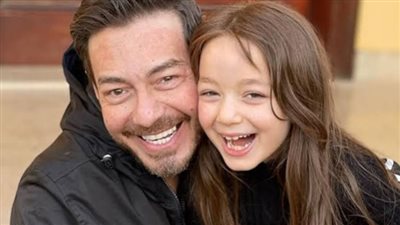 لأول مرة.. منى أحمد زاهر تشارك والدها في مسلسل لعبة وقلبت جد
