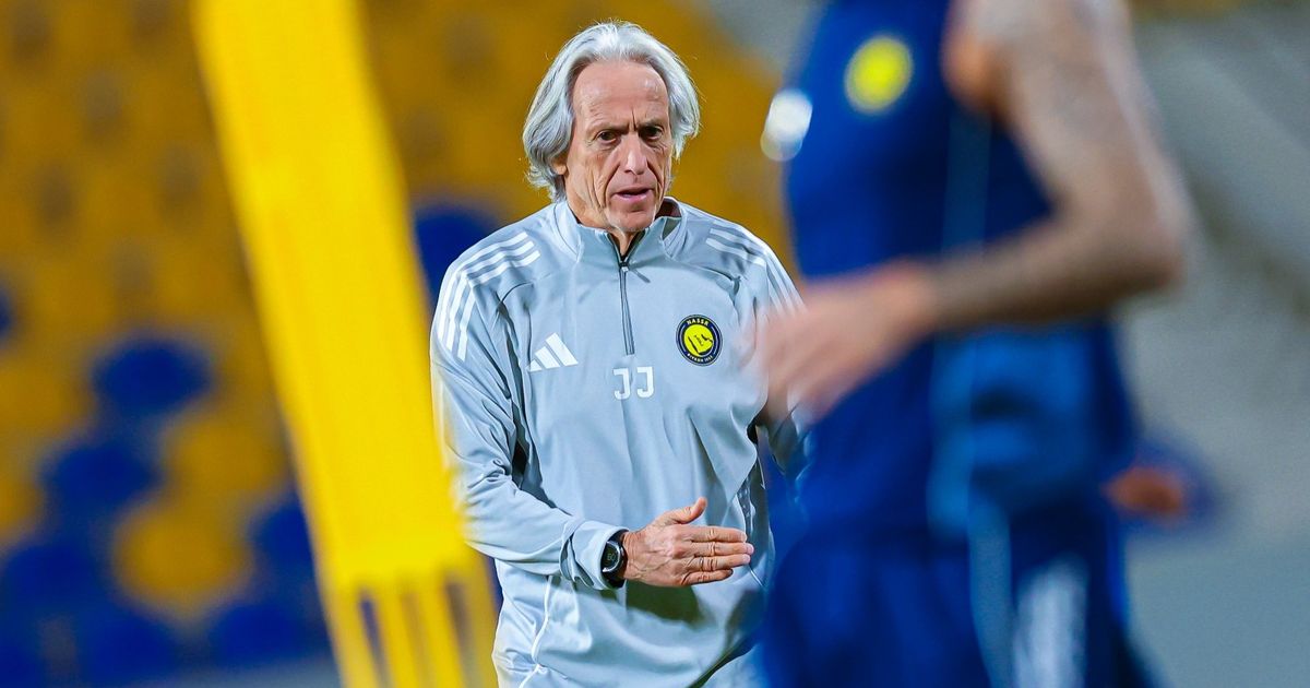 جواو فيليكس يقود تشكيلة النصر الأساسية أمام استقلال دونشبه