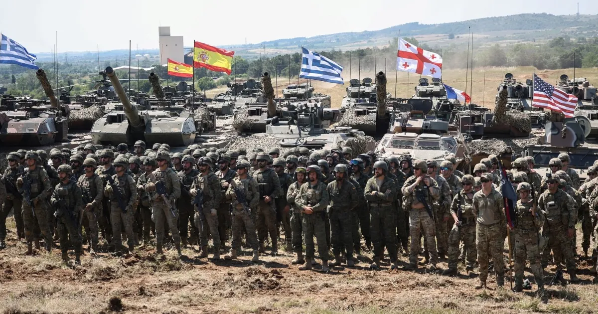 خطة أوروبية لتسهيل نشر قوات عسكرية في أنحاء القارة