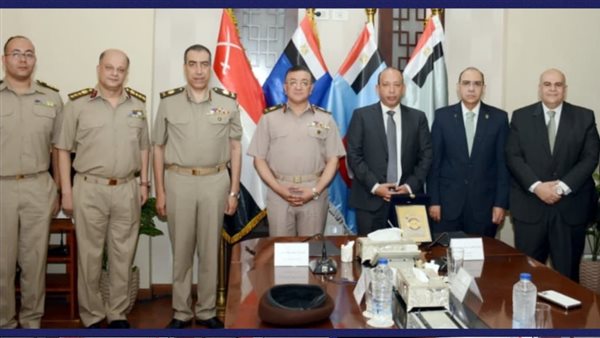 توقيع بروتوكول تعاون بين كلية طب قصر العيني وإدارة الخدمات الطبية بالقوات المسلحة