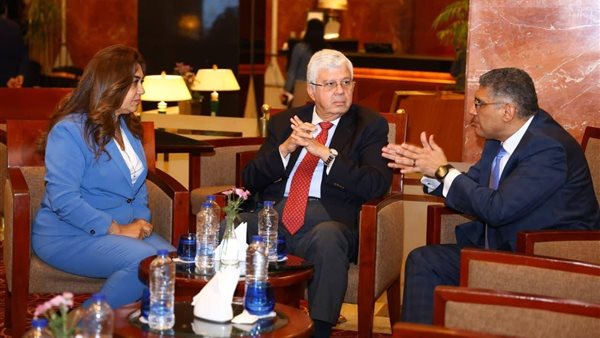 وزيرا التعليم العالي والتنمية المحلية ومحافظ الجيزة يشهدون احتفالية انضمام الجيزة لشبكة اليونسكو