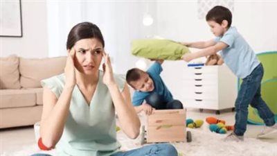 كارثة تربوية بالأبراج.. 3 مواليد يعانون في تربية الأطفال رغم حبهم الكبير