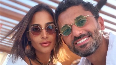 رد فعل مفاجئ من زوجة كريم محمود عبد العزيز بعد شائعات ارتباطه بفنانة شهيرة
