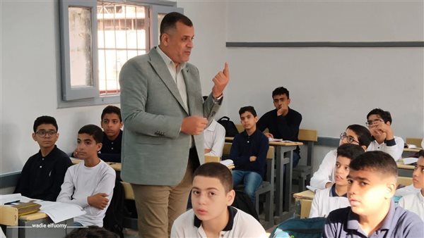 وكيل تعليم دمياط يحذر طلاب المدارس من الغياب