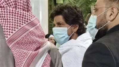 بين العمرة والهندوسية.. اعرف ديانة شاروخان وطقوسه في عيد ميلاده