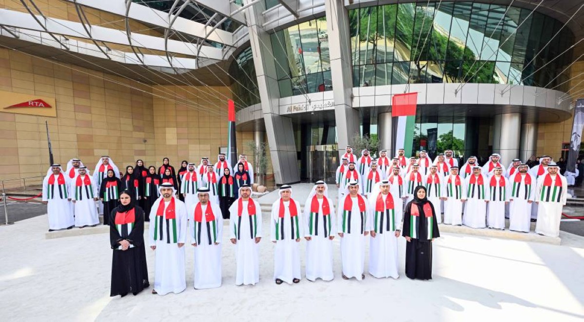 “طرق دبي” تشارك احتفالات الدولة بيوم العلم