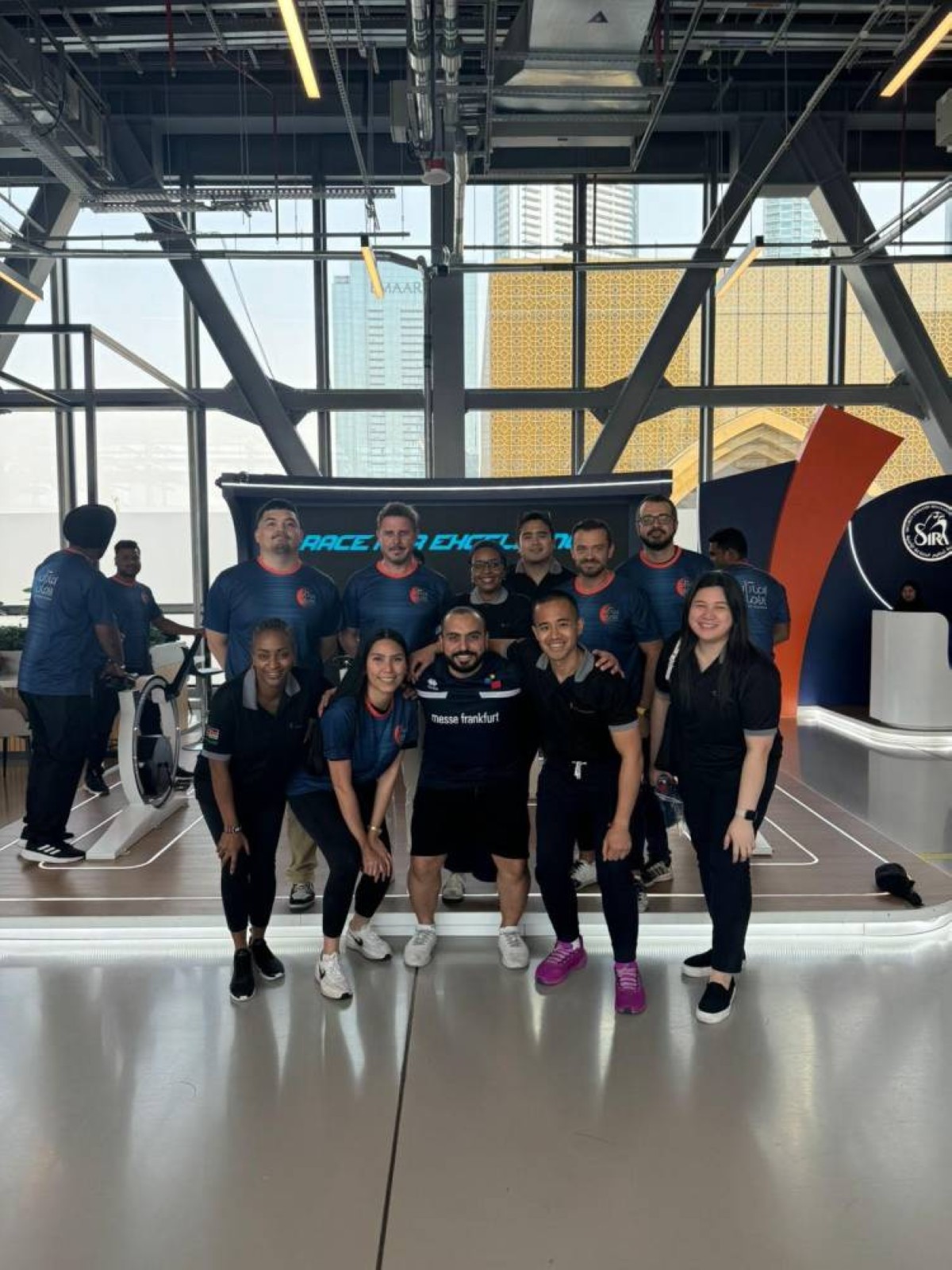 «إمارات الأمان» توظف التقنيات الحديثة في التحديات الذهنية والبدنية