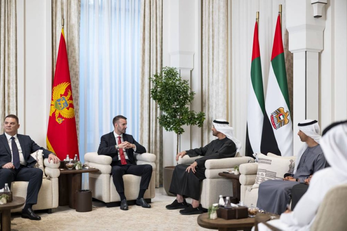 رئيس الدولة ورئيس وزراء مونتينغرو يبحثان علاقات البلدين