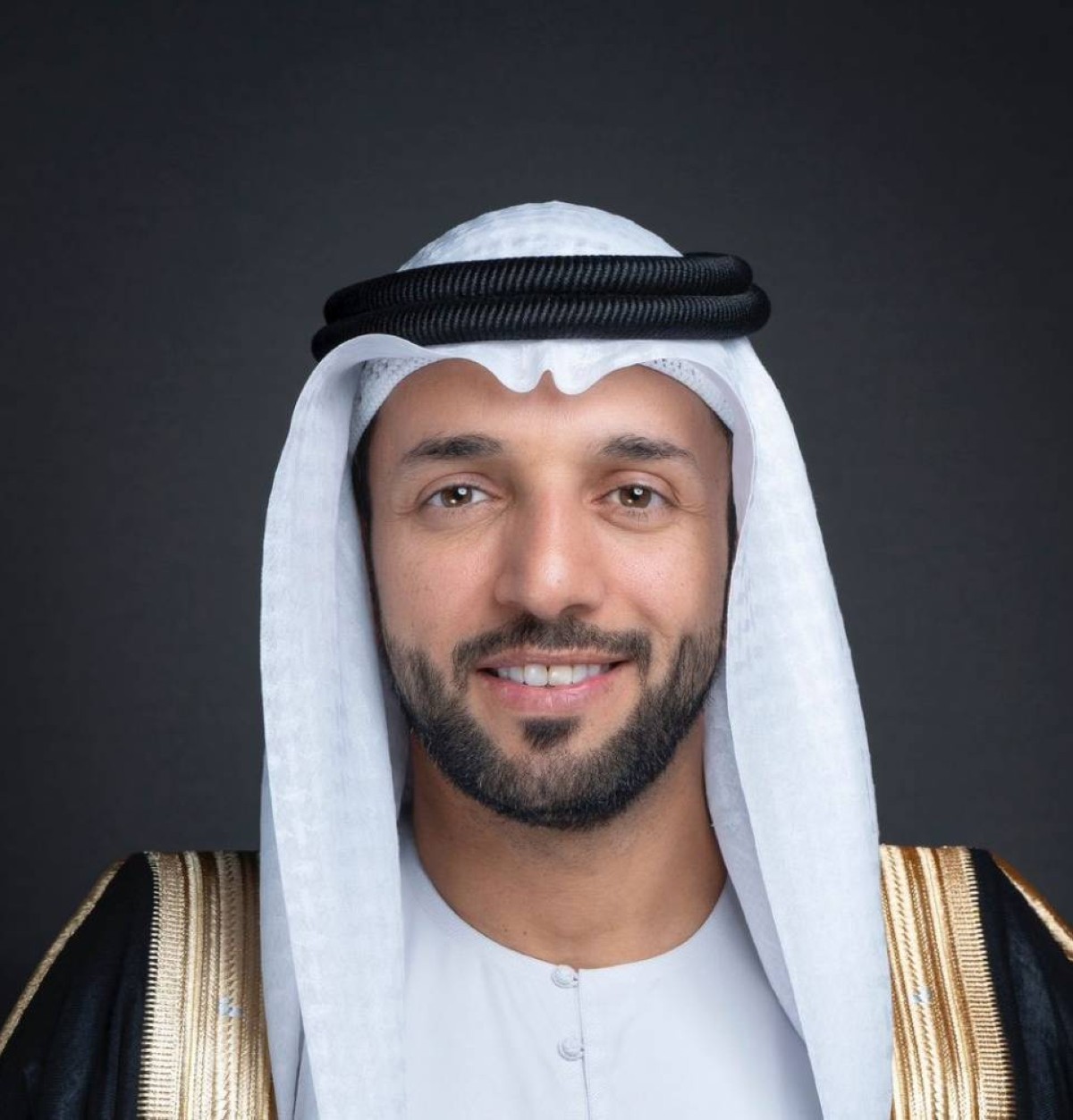 5 ملايين شاب وشابة يعيشون على أرض الإمارات