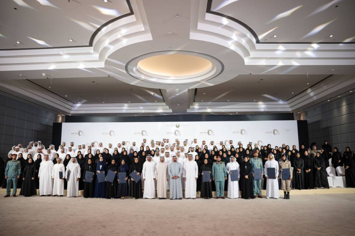 رؤية قيادتنا ريادة الإمارات واستباق تحديات المستقبل