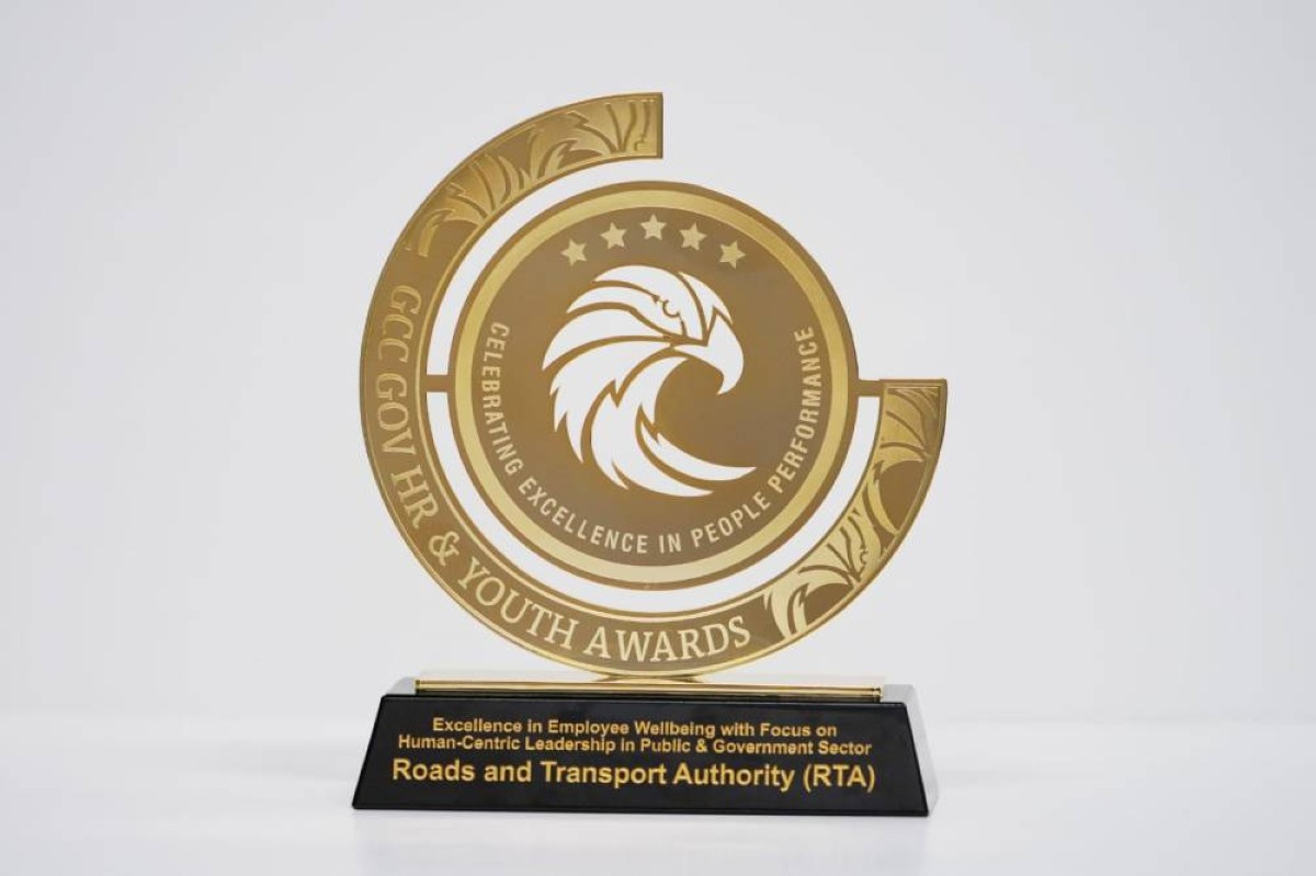 “طرق دبي” تفوز بجائزة عن ريادتها في تعزيز جودة حياة سائقي الحافلات ورفاهيتهم