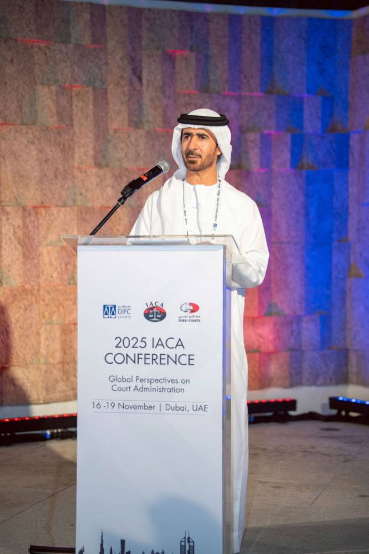 محاكم دبي تستعرض تجربتها في الابتكار القضائي والإدارة الذكية