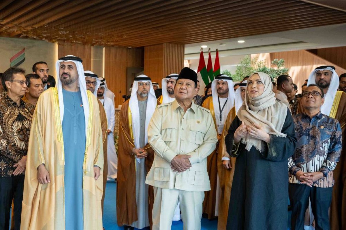 نيابة عن رئيس الدولة وبحضور الرئيس الإندونيسي ..ذياب بن محمد بن زايد يشهد افتتاح مستشفى ” الإمارات – إندونيسيا لأمراض القلب”