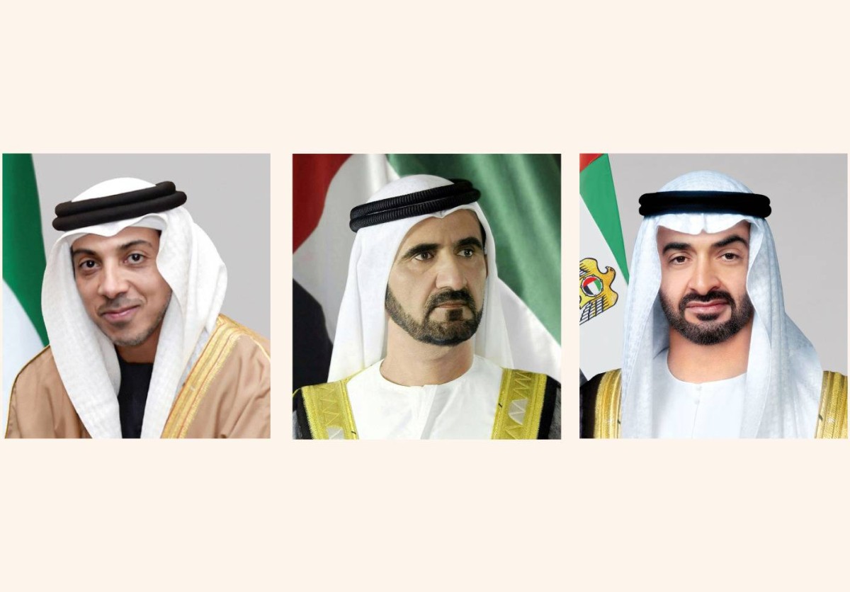 رئيس الدولة ونائباه يهنئون سلطان عمان باليوم الوطني