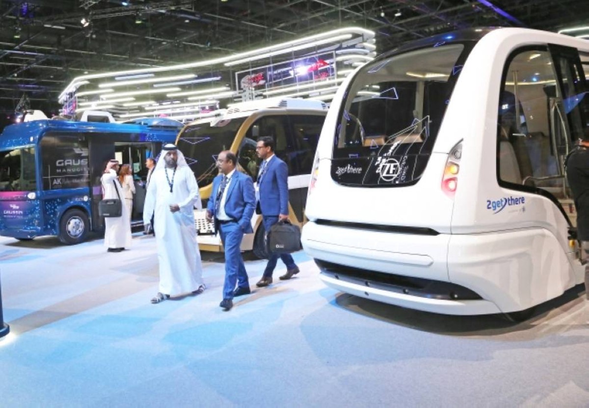 تشغيل الحافلات ذاتية القيادة تجارياً لنقل الركاب اعتباراً من العام 2027