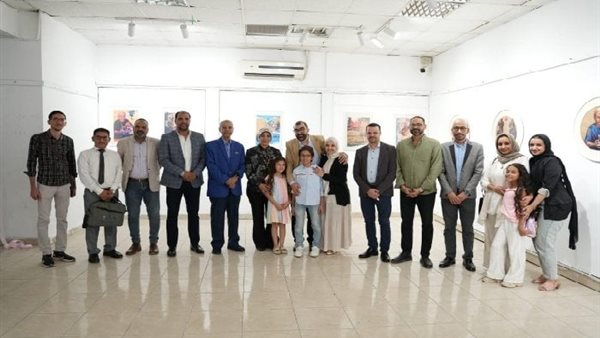 رئيس جامعة الأقصر تفتتح معرضين فنيين بكلية الفنون الجميلة