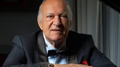 الموسيقي تصمت مؤقتا.. تطورات الحالة الصحية للموسيقار عمر خيرت