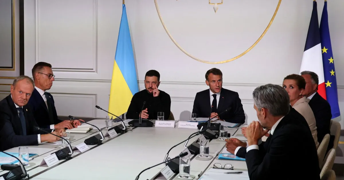 ماكرون وزيلينسكي يجتمعان الاثنين لبحث شروط السلام العادل