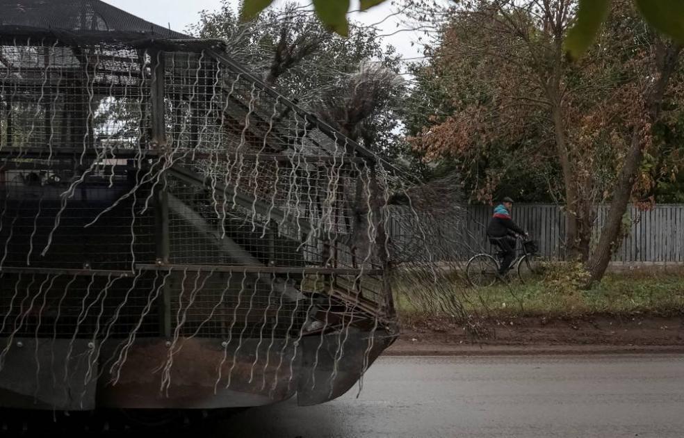 روسيا تسقط 98 مسيرة أوكرانية.. وكييف تهاجم خط أنابيب في موسكو